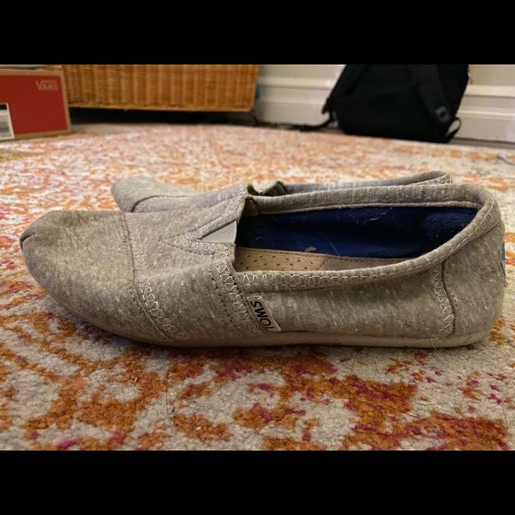 Toms jersey light grey heather flats size 6.5 - Picture 3 of 4